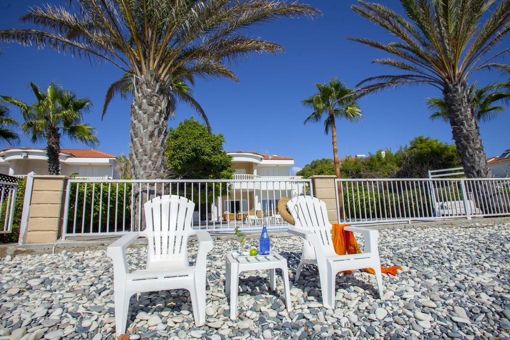 Meneou Beachfront Villa Sunset Perivolia Room photo