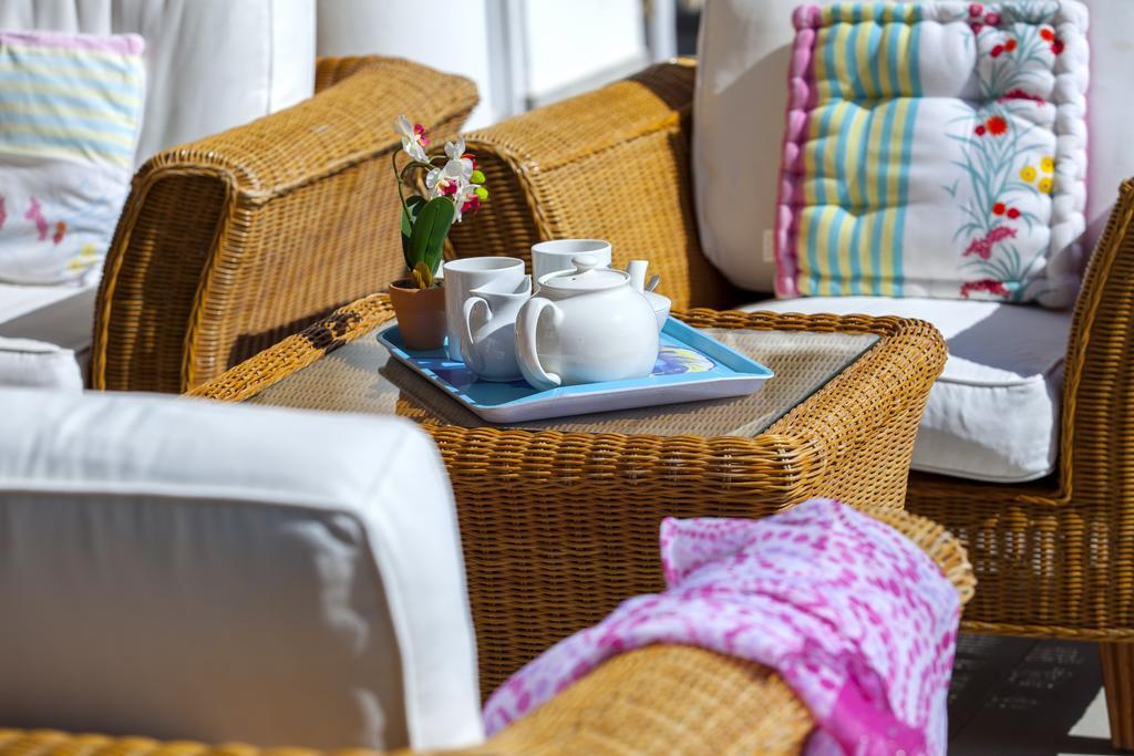Meneou Beachfront Villa Sunset Perivolia Room photo